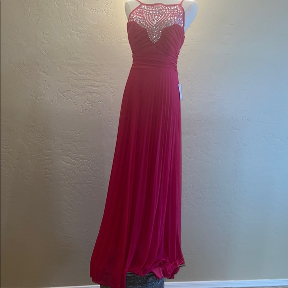 B Darlin Fuchsia Prom Dress with Bling Neckline - Picture 1 of 8